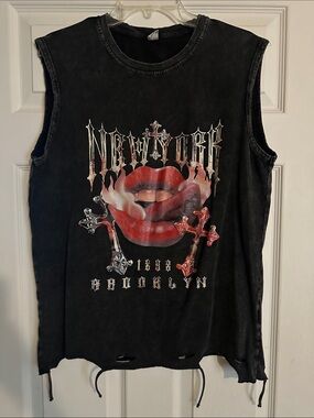 Oversized Black Graphic Sleeveless Tee